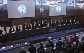 包含【电子裁判】如何确保每次判罚公平透明？的词条